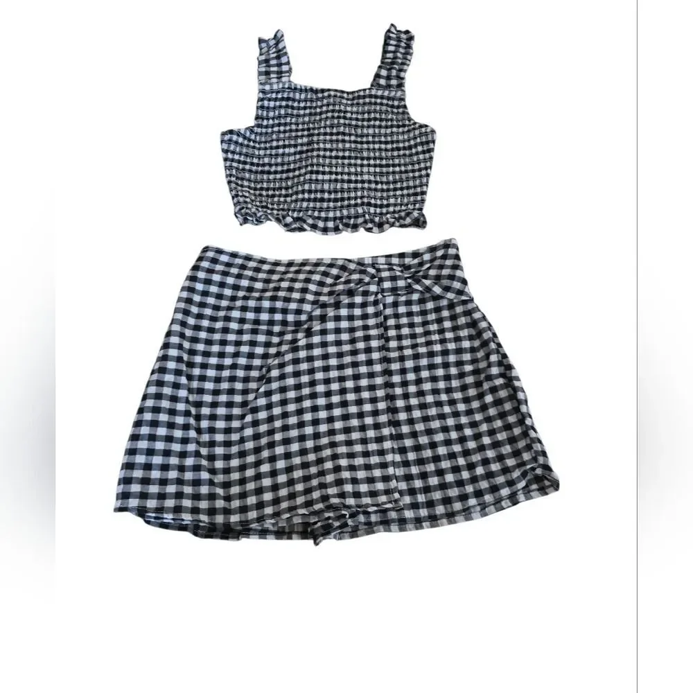 Black and White Gingham Girls Size 10 - Picture 1 of 1